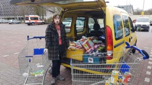 Wohnwagenexil zweite Woche: Weiswasichmein und Spende an Altenheim